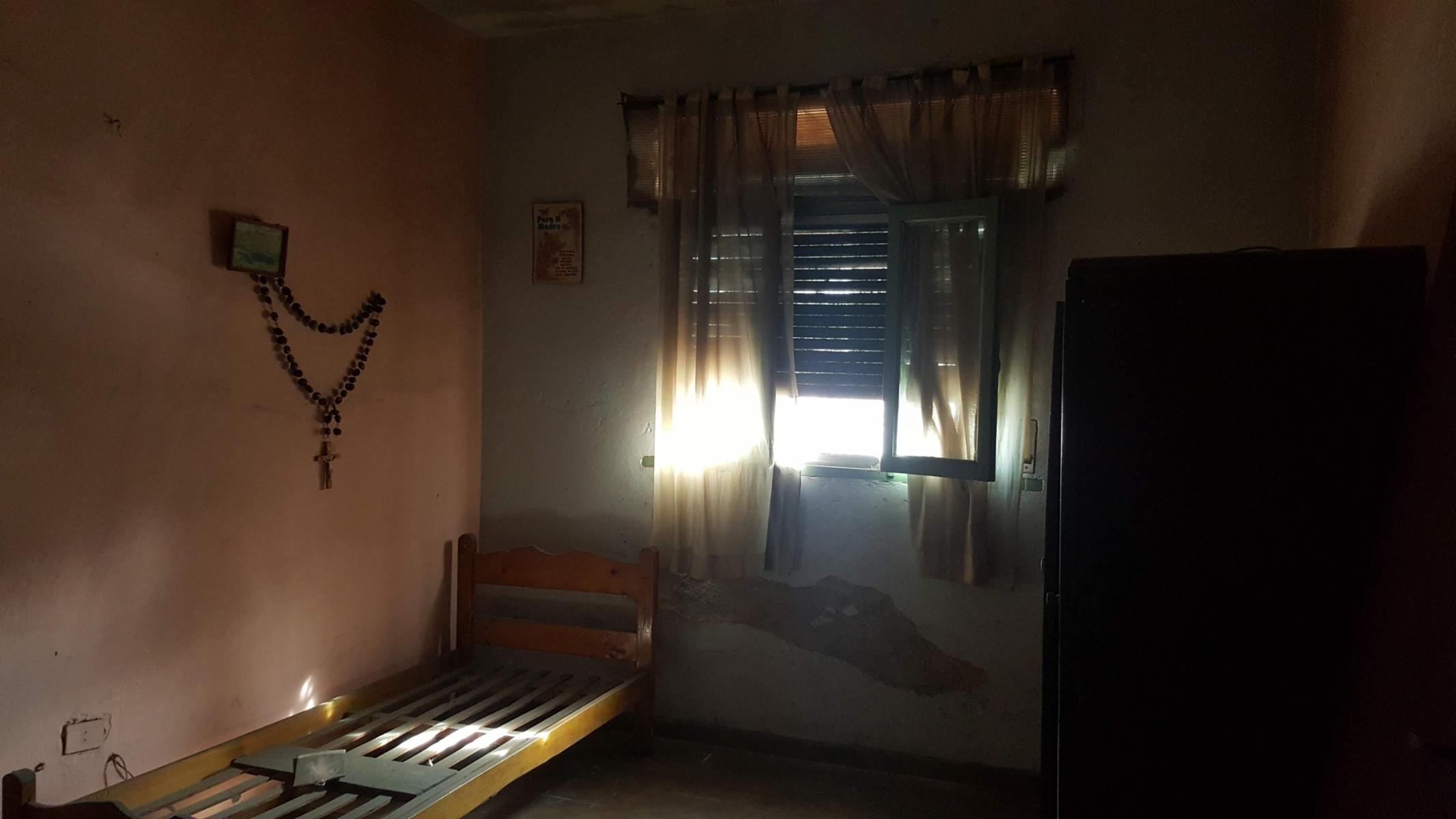 DINAMARCA 1000 · Morón — foto 4