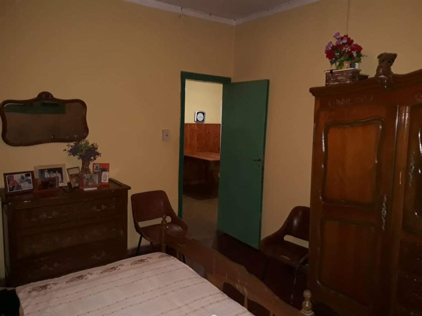 Saenz Peña 1537 · Almirante Brown — foto 11