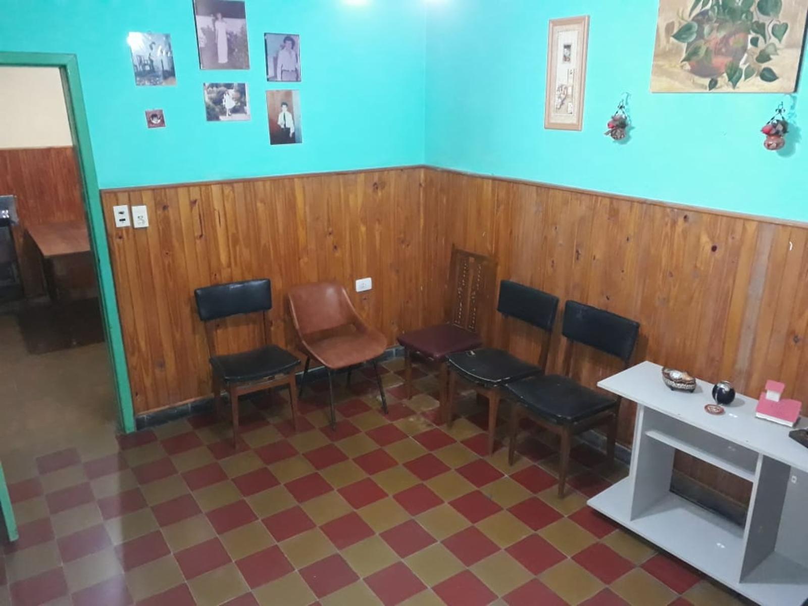 Saenz Peña 1537 · Almirante Brown — foto 3