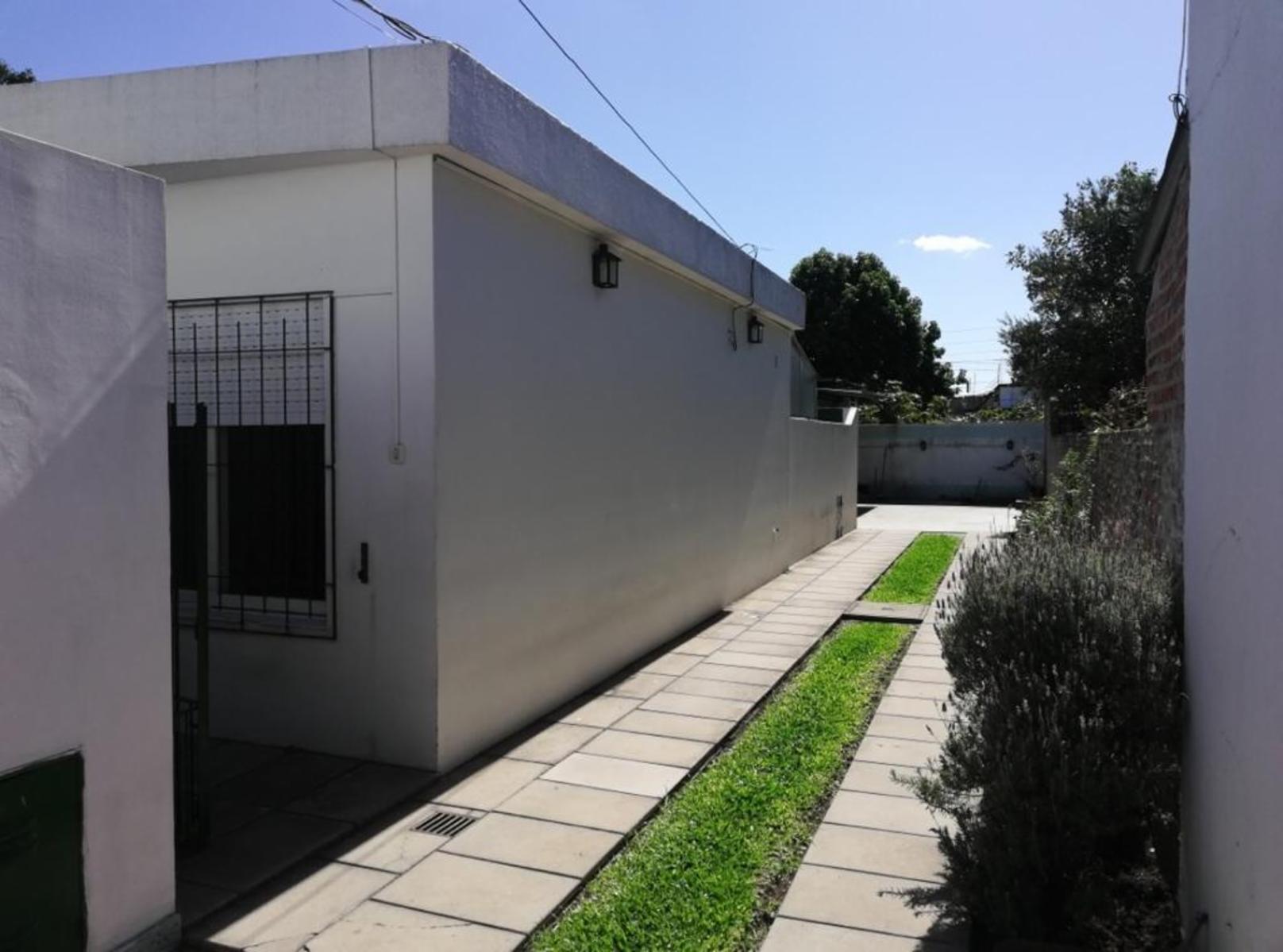MONSEÑOR HAIGFRIENGE · Morón — foto 3