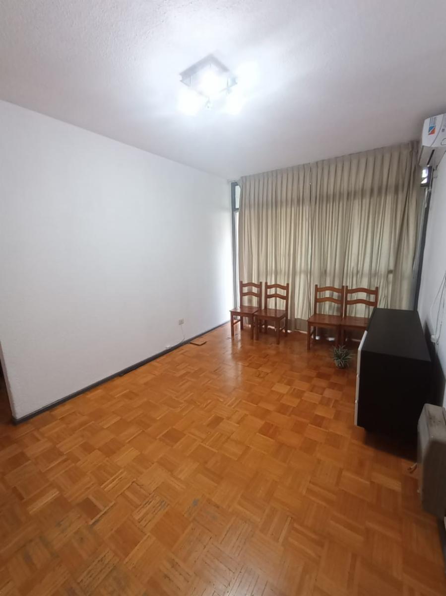 Hugo Zeyen · Tres De Febrero — foto 3
