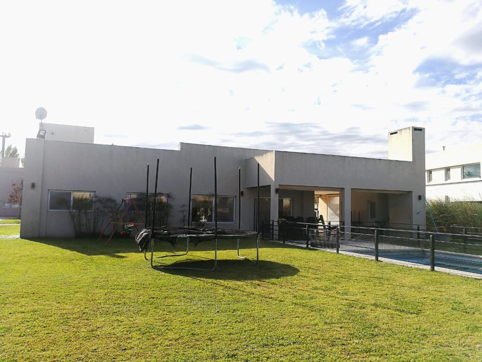 Colectora norte, acceso oeste, Gral. Rodriguez · General Rodriguez — foto 19