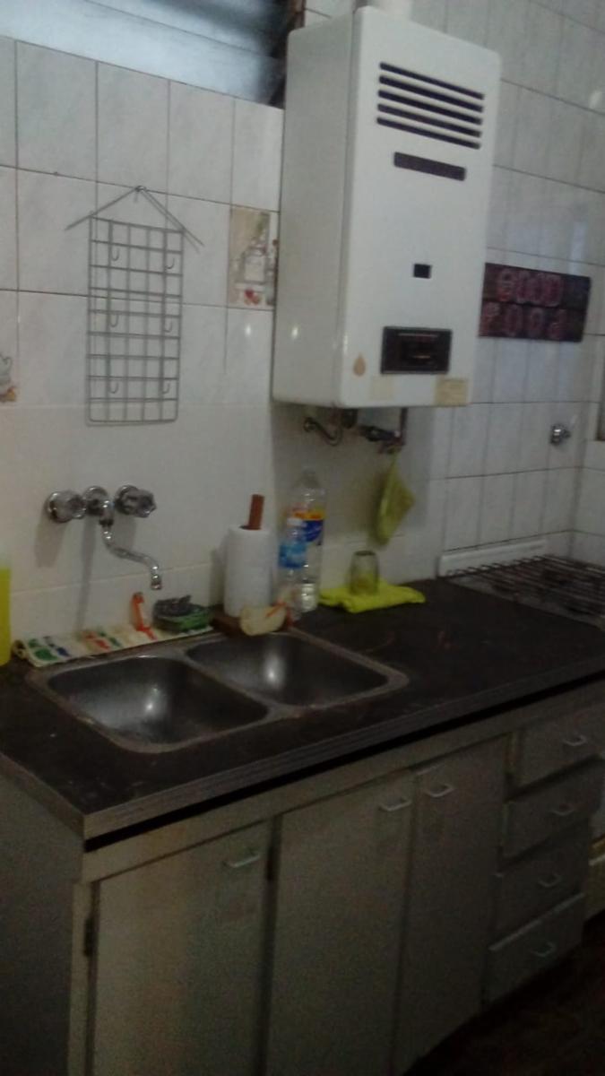 VICTOR HUGO 1200 · Avellaneda — foto 12