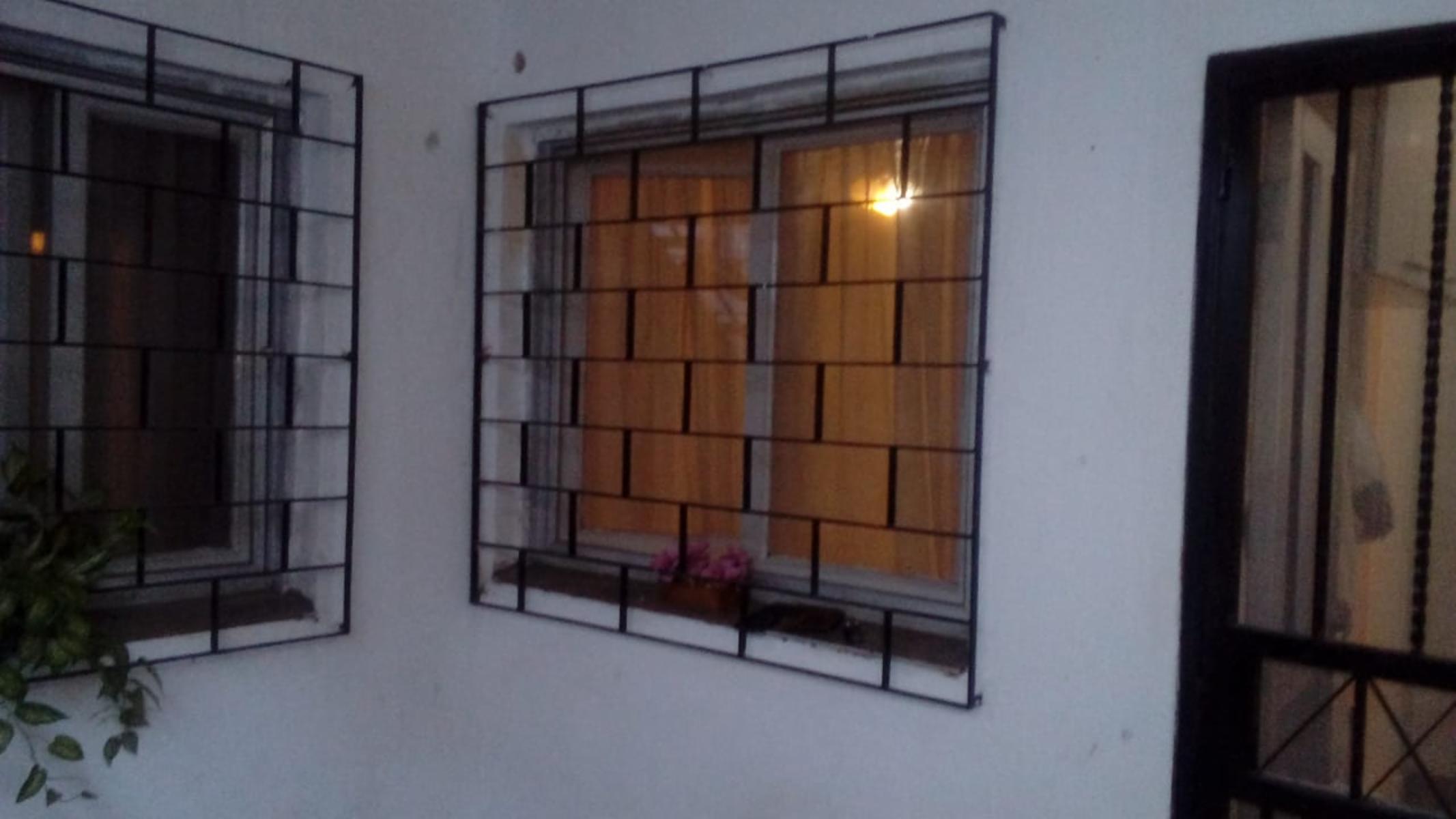 VICTOR HUGO 1200 · Avellaneda — foto 5