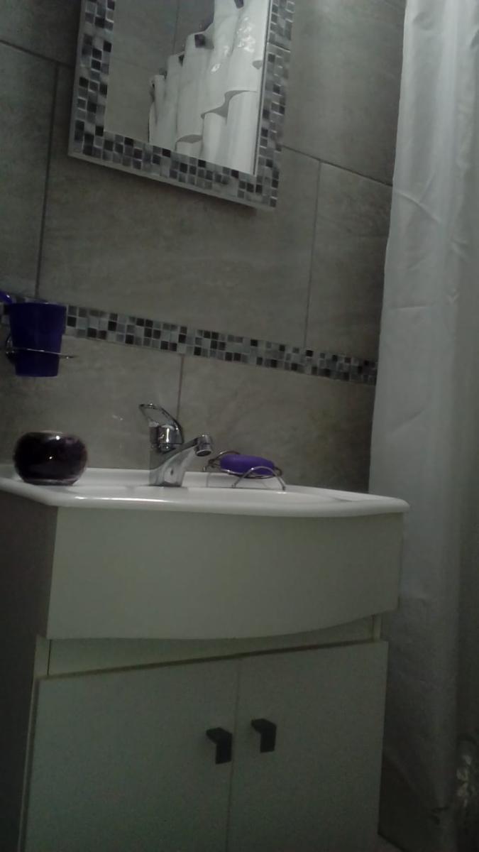 VICTOR HUGO 1200 · Avellaneda — foto 9