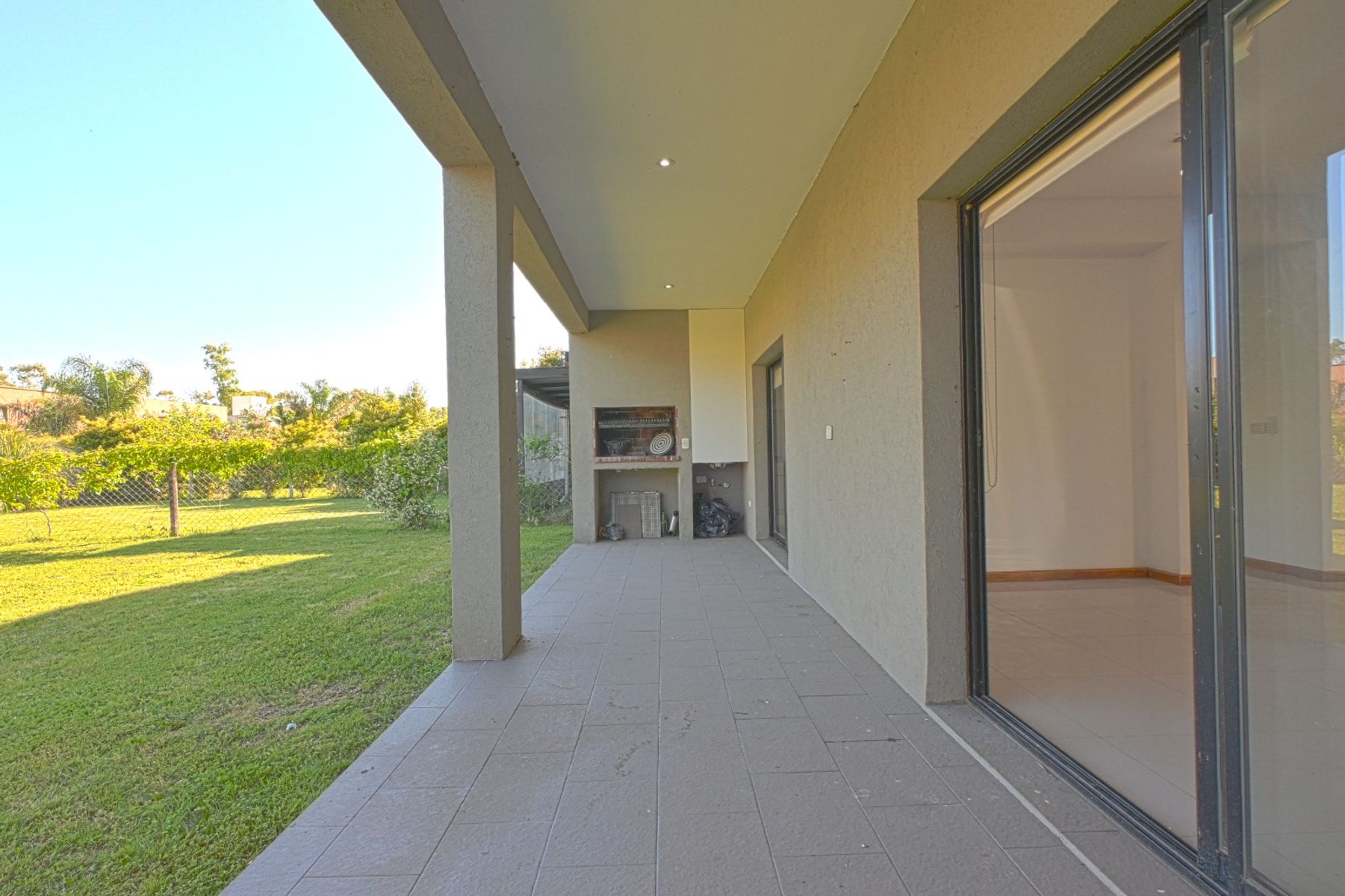 Int. Corvalan 2302 · Moreno — foto 3