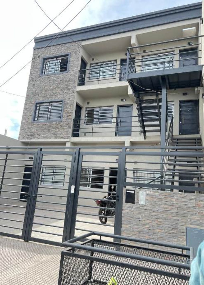 - DEPARTAMENTO DE 2 AMBIENTES A ESTRENAR EN VENTA -