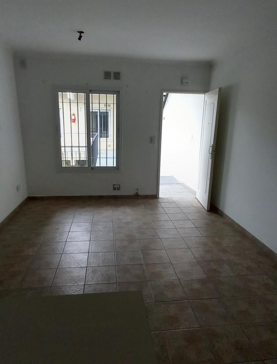 Arenales 346 · La Matanza — foto 14