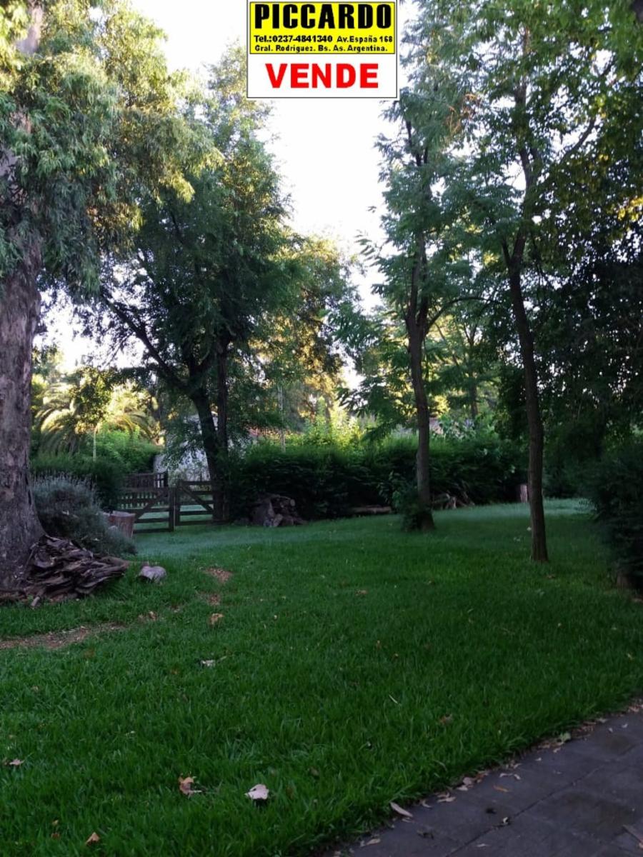 CASA QUINTA EN VENTA GENERAL RODRIGUEZ B PARQUE ORENSE REF.BR68B PICCARDO