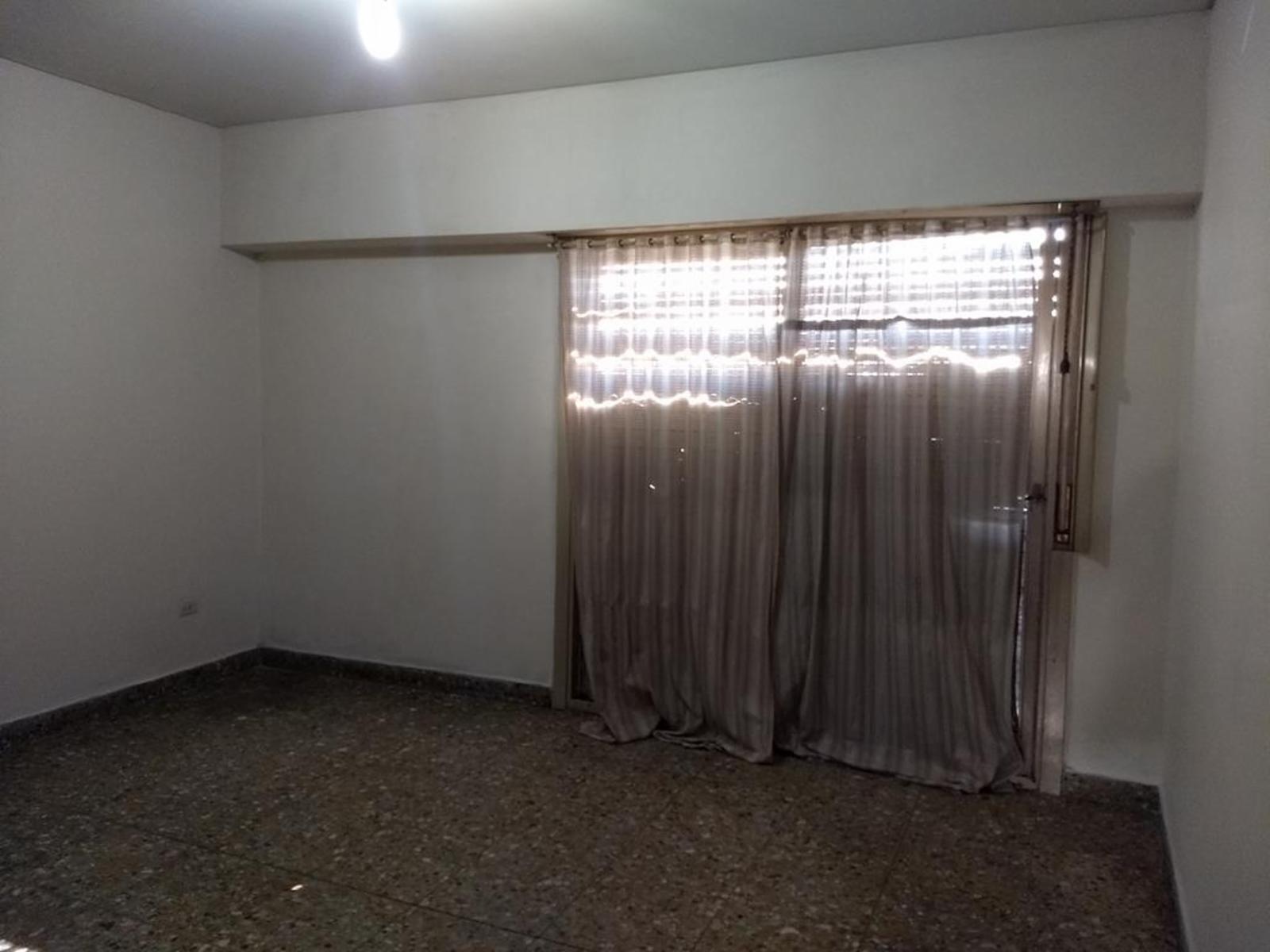 Unanue 1291 · La Matanza — foto 3
