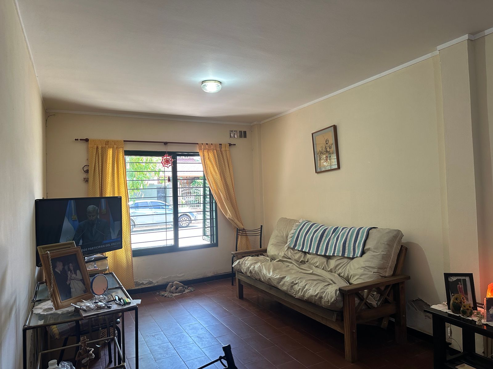 Venta Departamento en Pb de 2 Dorm. en El Centro de Santo Tomé - a Modernizar