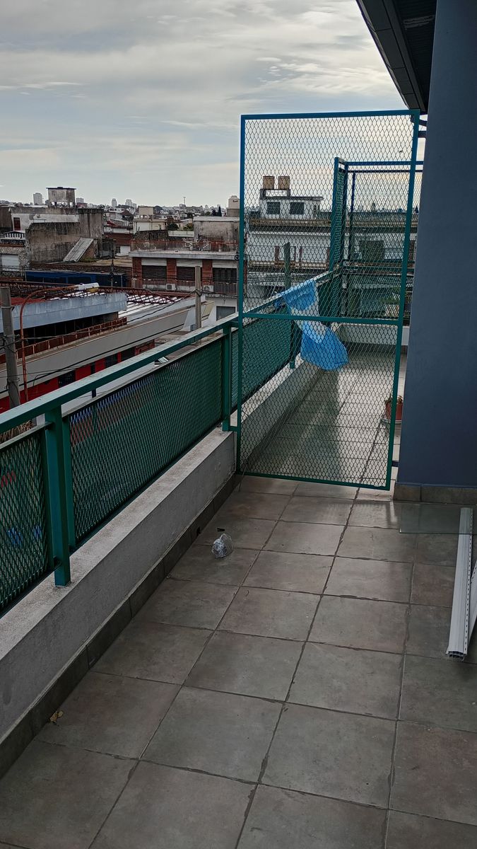 Merlo 48 2º Piso Depto 5 · La Matanza — foto 10