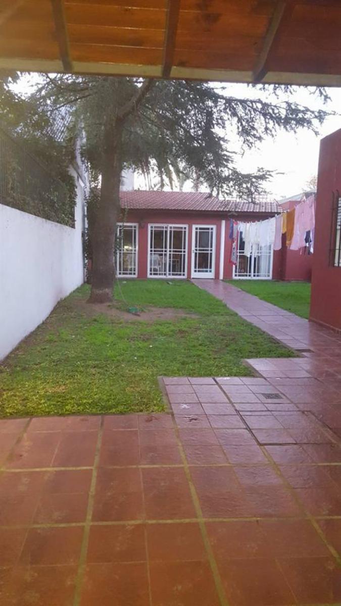 Emilio Mitre 400 · Morón — foto 18