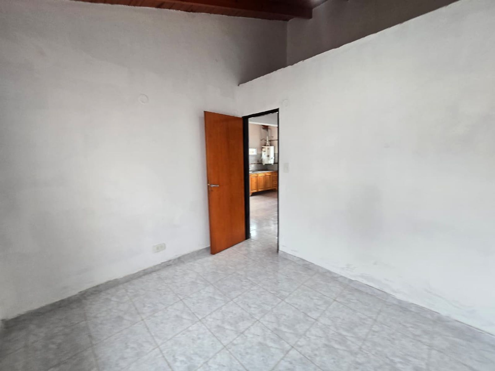 ISLA TRINIDAD 656 · Esteban Echeverría — foto 8