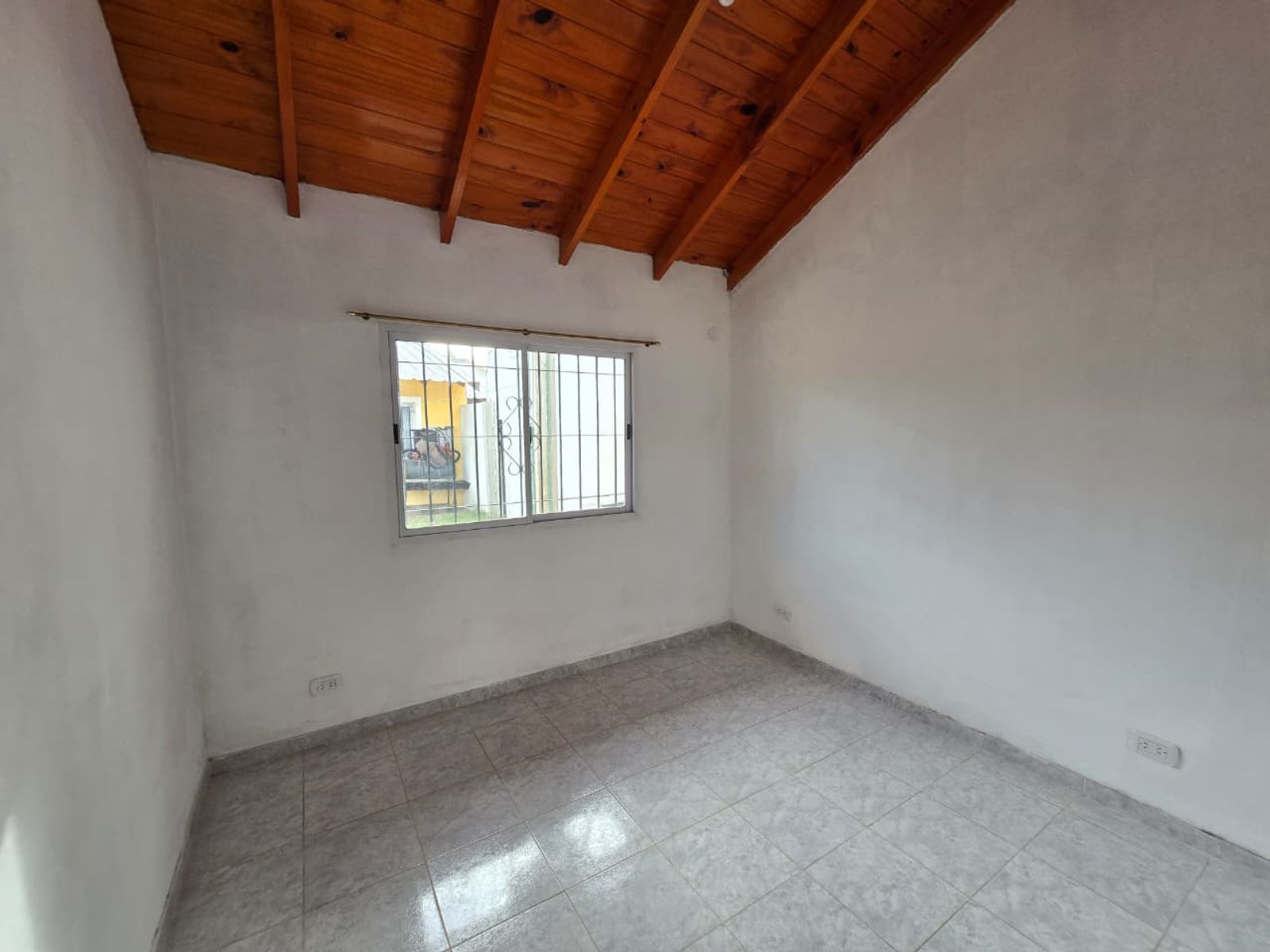 ISLA TRINIDAD 656 · Esteban Echeverría — foto 9