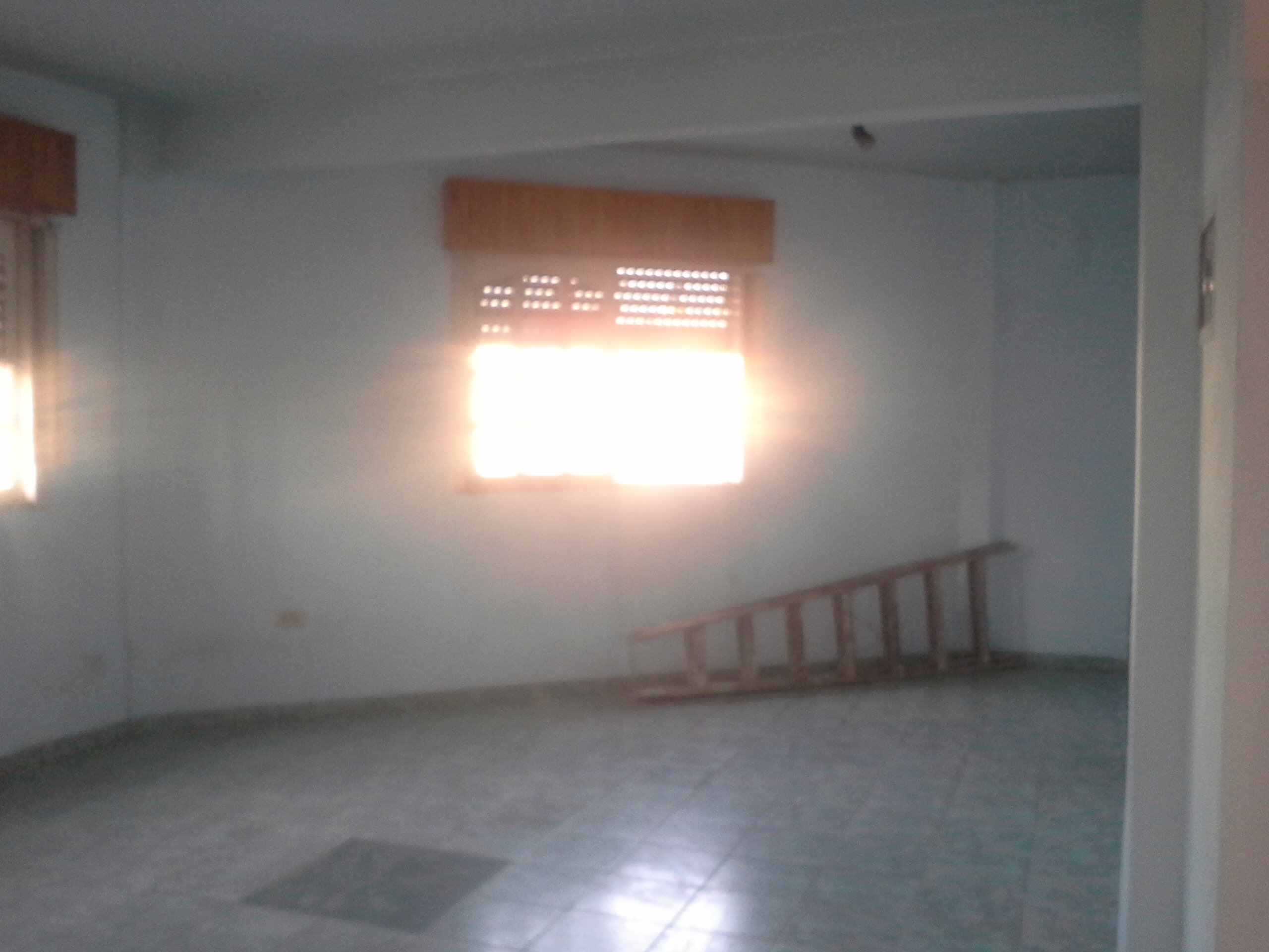 ALQUILER - DEPARTAMENTO 2 AMBIENTES CON PATIO y LAVADERO - SIN EXPENSAS