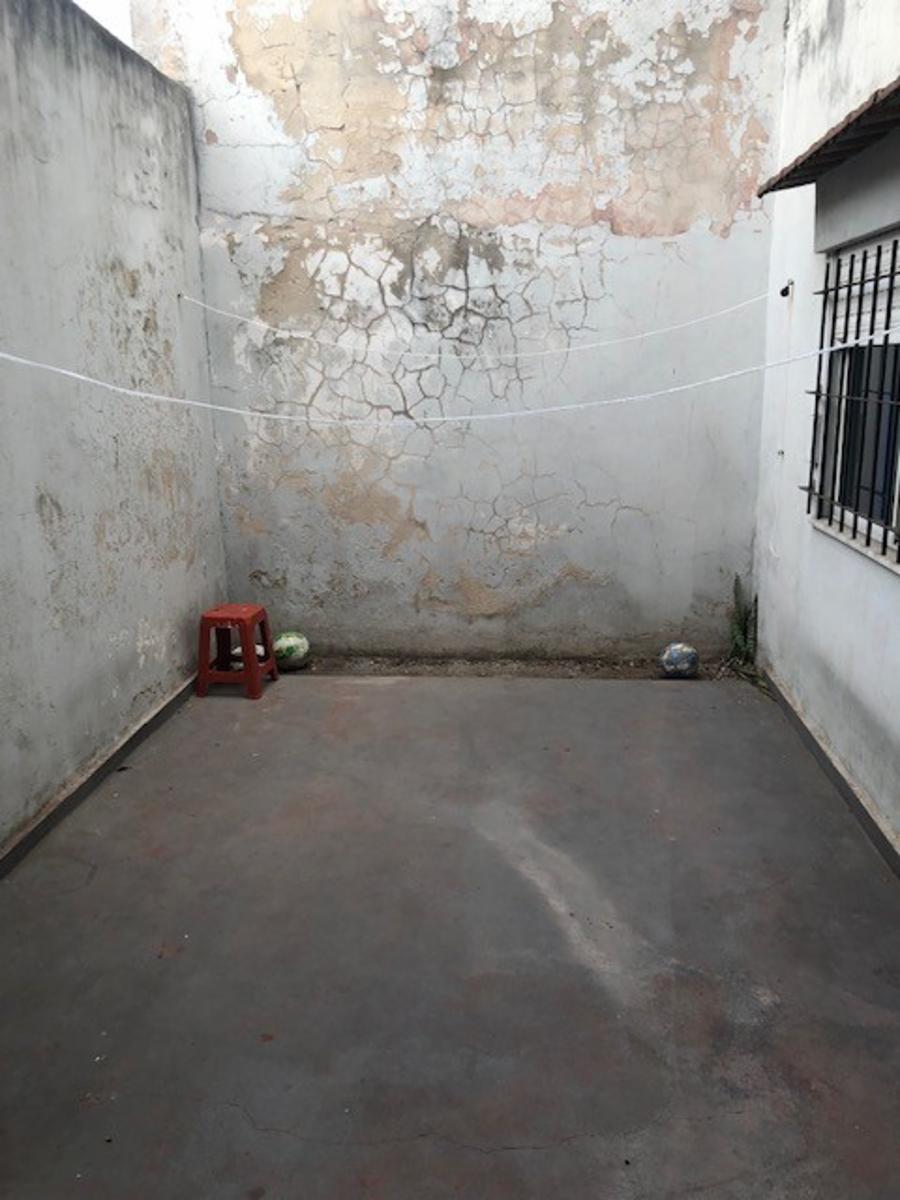 PEÑA 1677 · Lomas De Zamora — foto 14