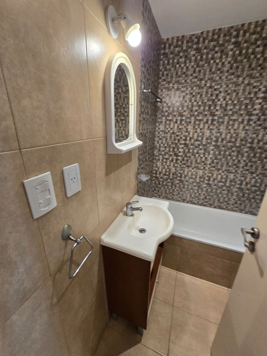 RODRIGUEZ 657 · Esteban Echeverría — foto 10
