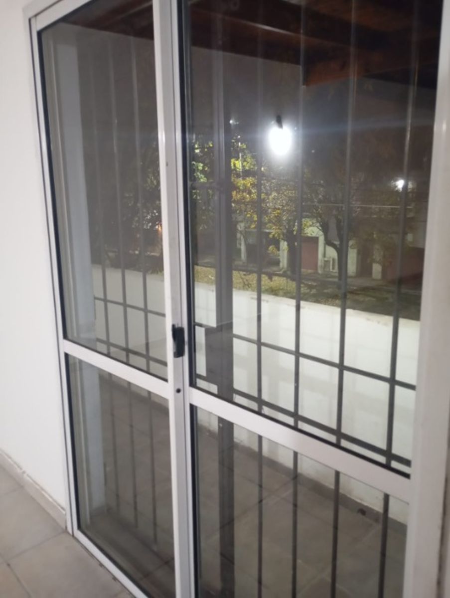 L. M. Campos 932 1° FTE · Morón — foto 4