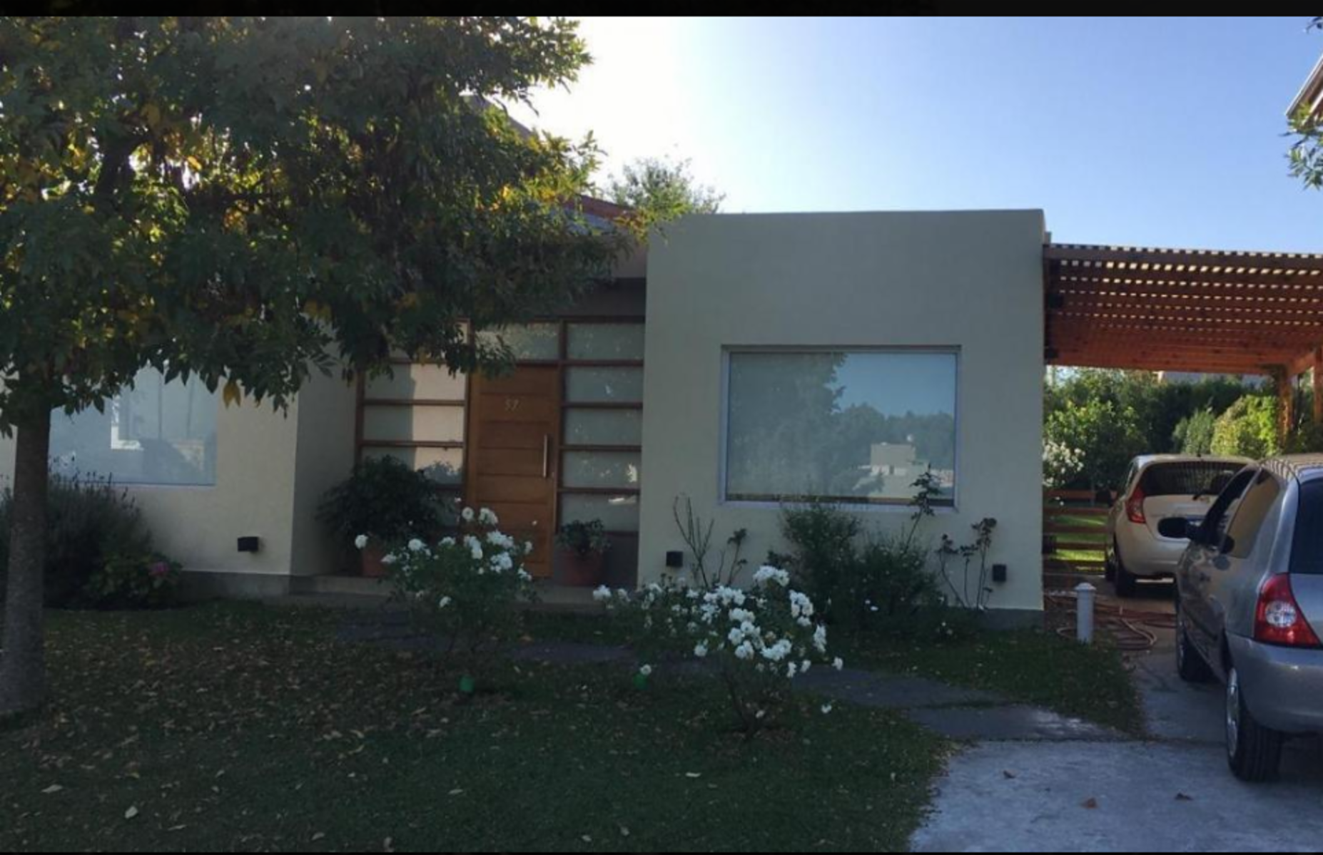 EXCELENTE CASA DE 3 AMBIENTES CON PISCINA EN LOS CARDALES