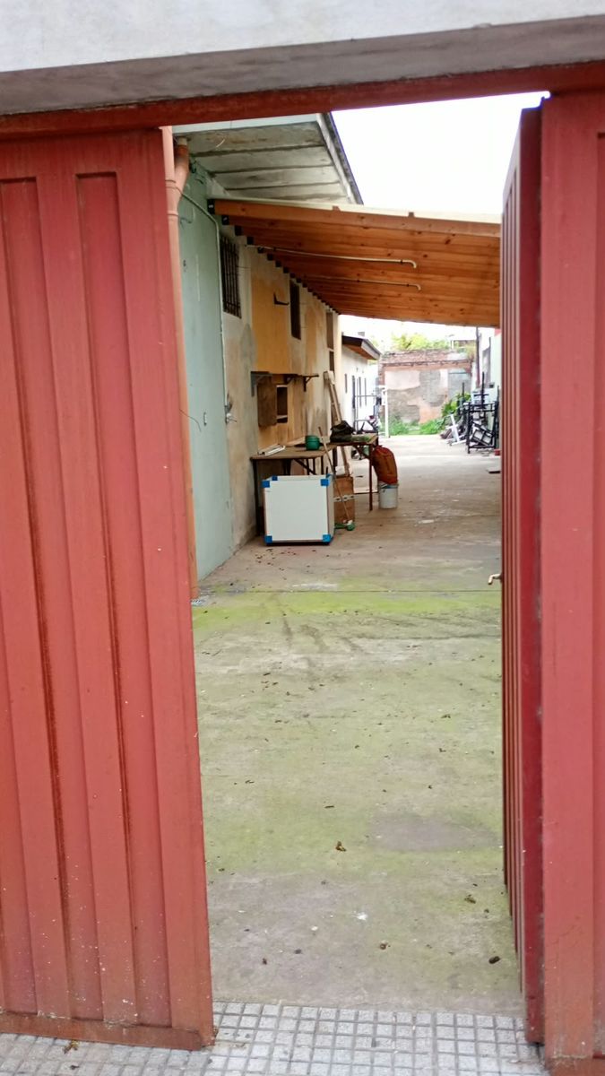 # MIRA ESTO # DEPOSITO # LOCAL # USO COMERCIAL # 150 M2C LOTE 335 M2C