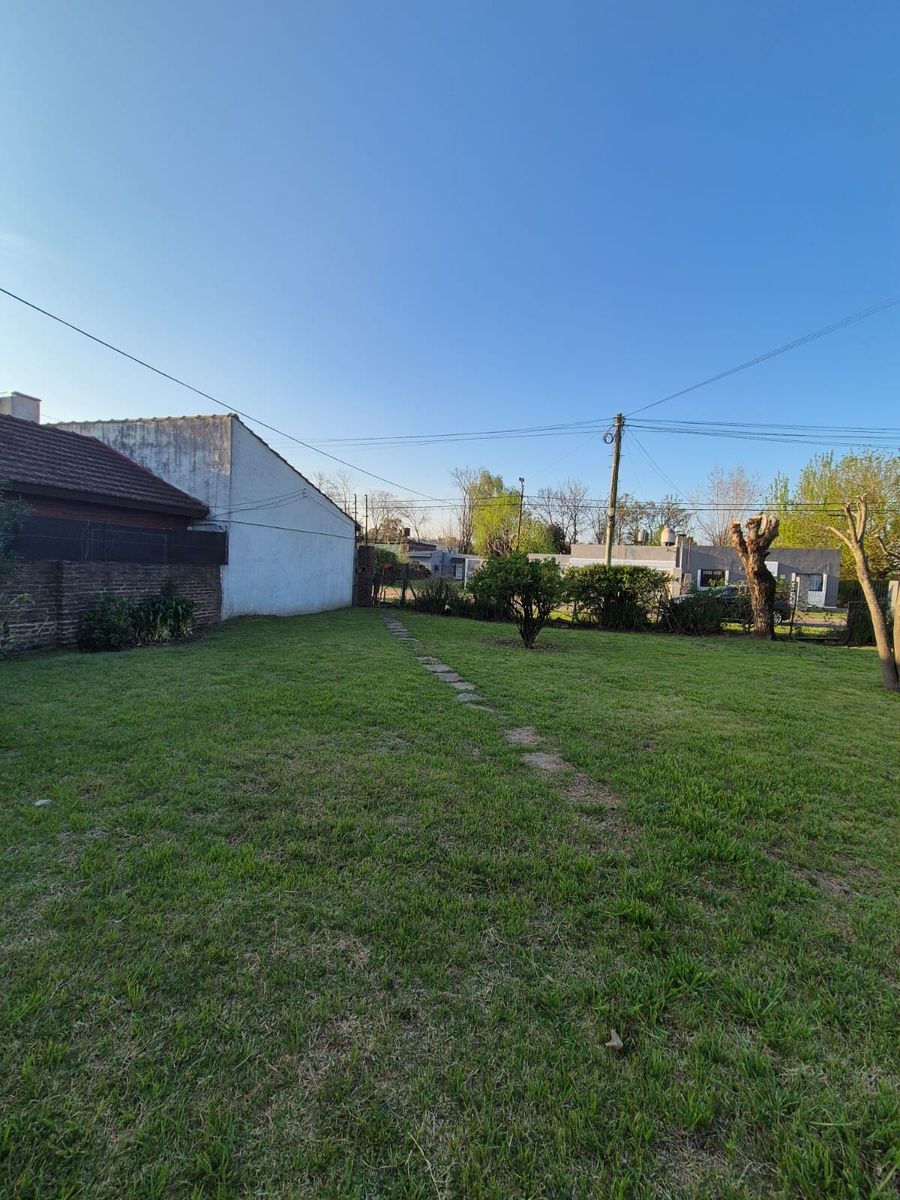 Esquina, Asturias y Las Acacias · General Rodriguez — foto 4