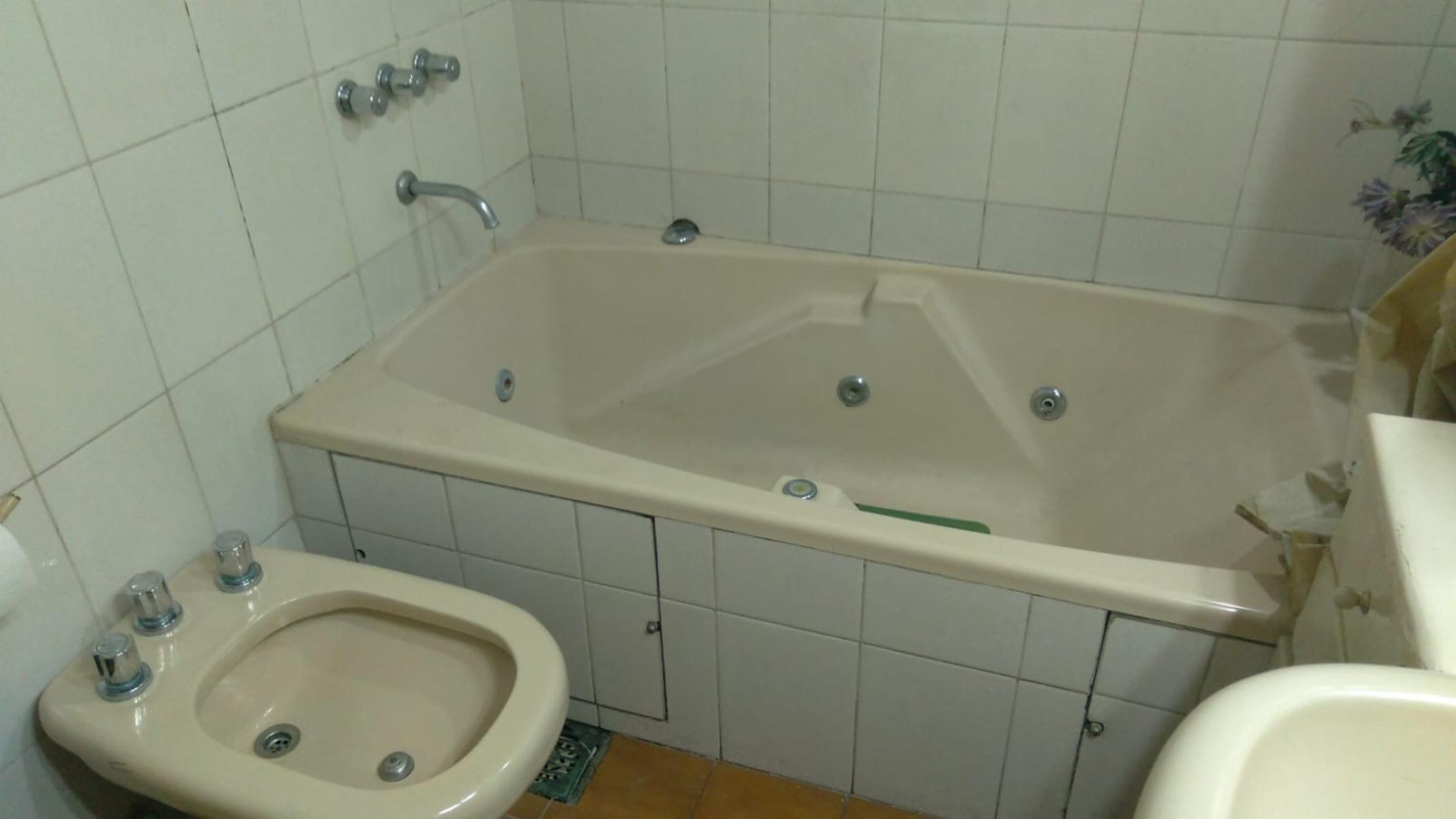 Av Peron 4515 · San Martín — foto 3