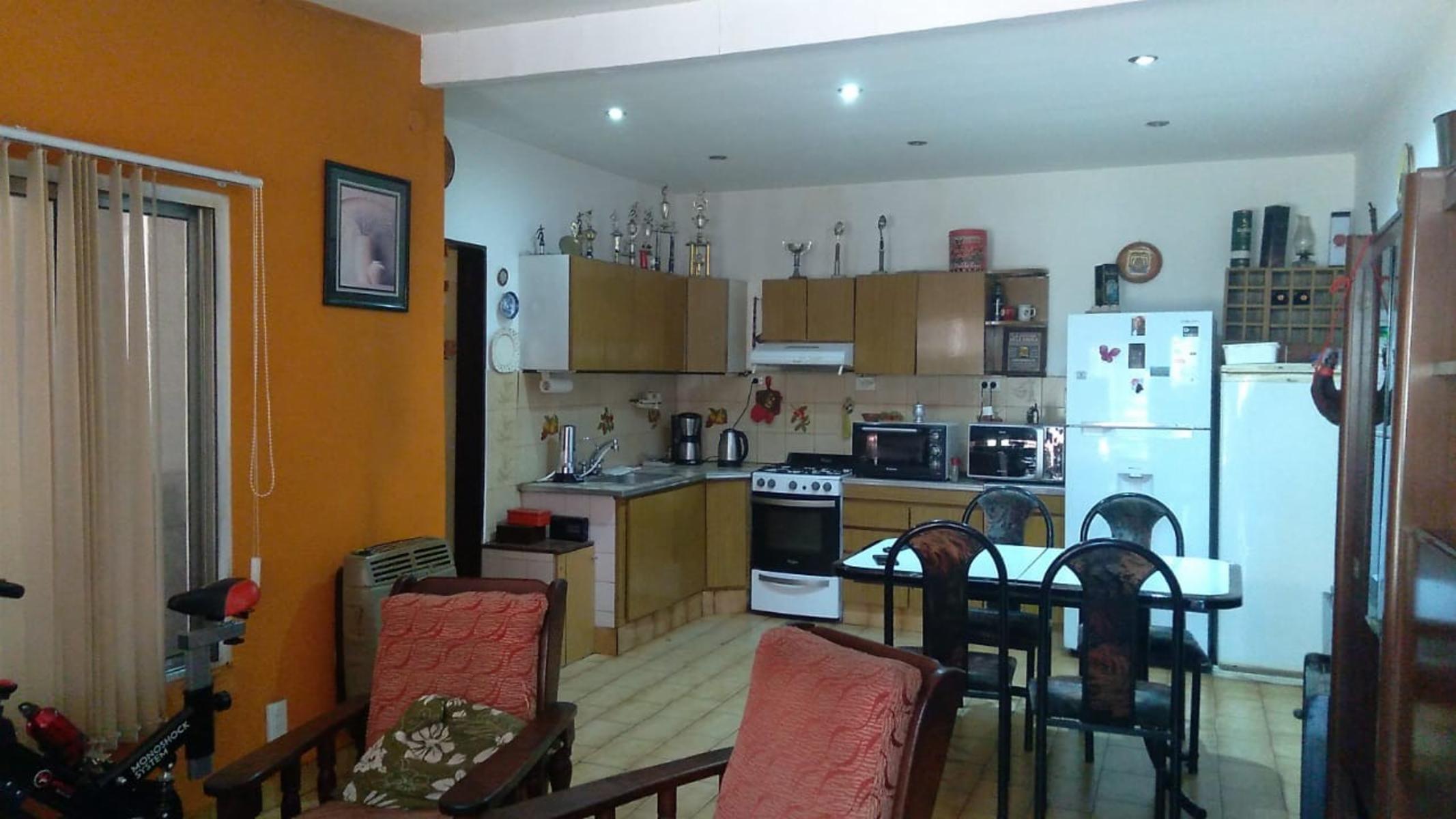 Av Peron 4515 · San Martín — foto 4