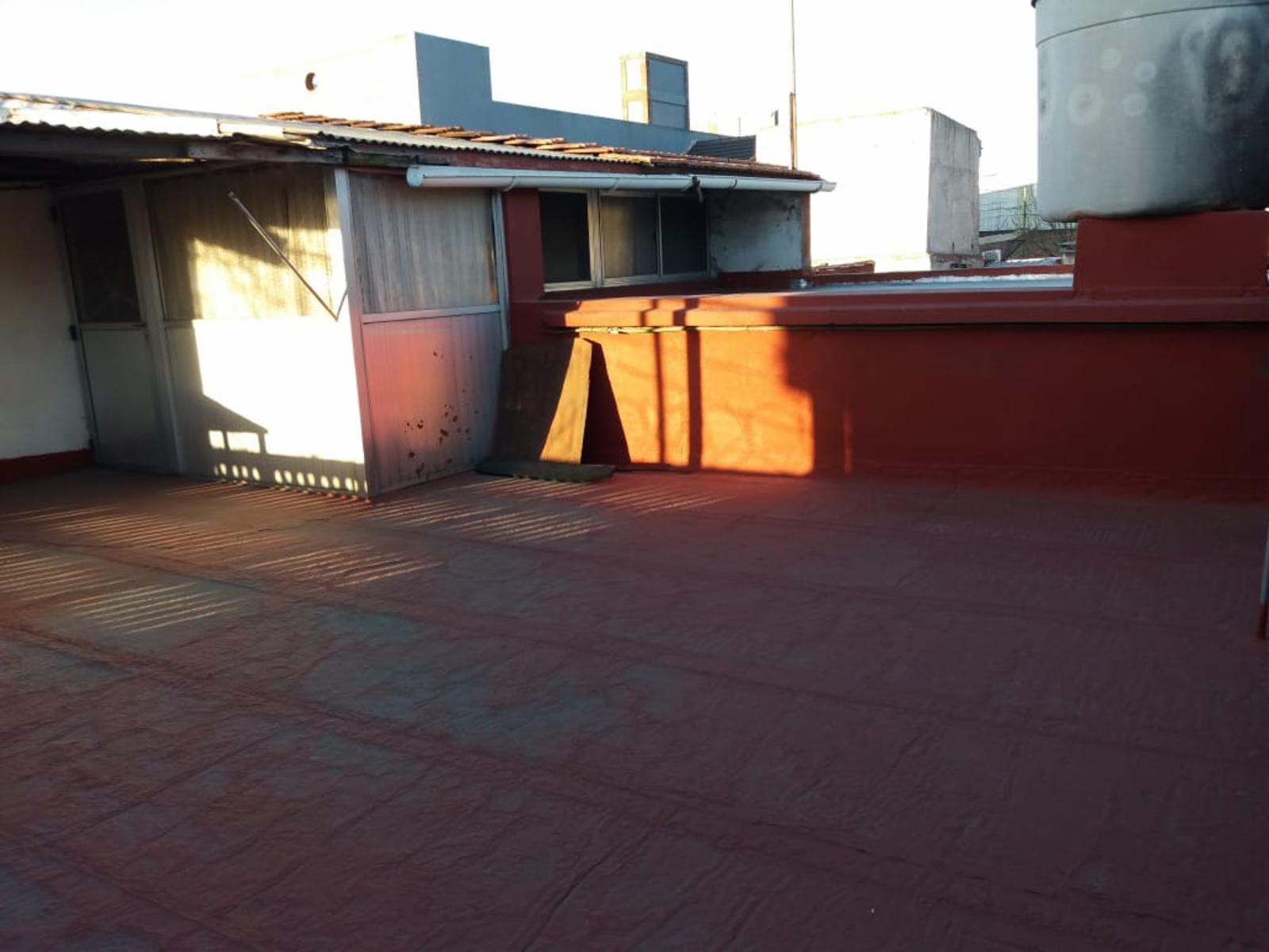 Psje. Juez Magnaud 1200 · Pompeya — foto 13