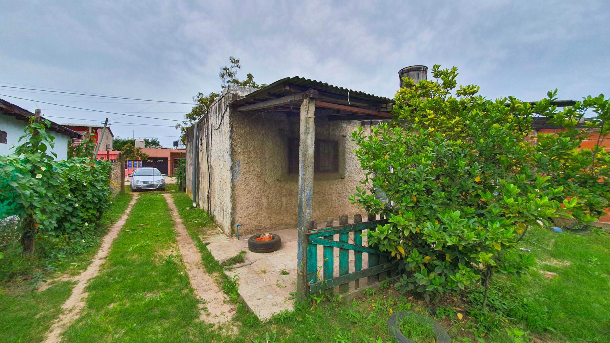 Casa 3 ambientes En Venta - Moreno