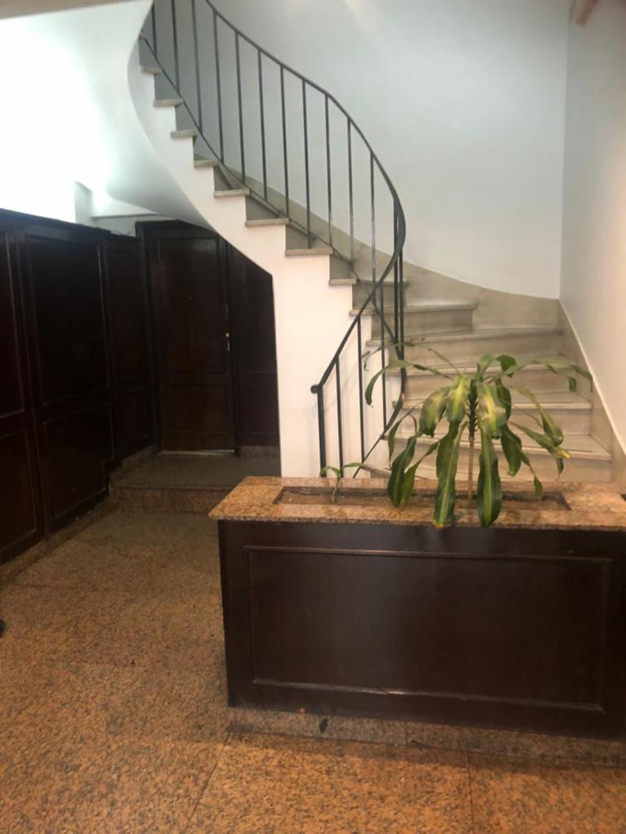 Oficina en Alquiler.Viamonte al 1500.Tribunales