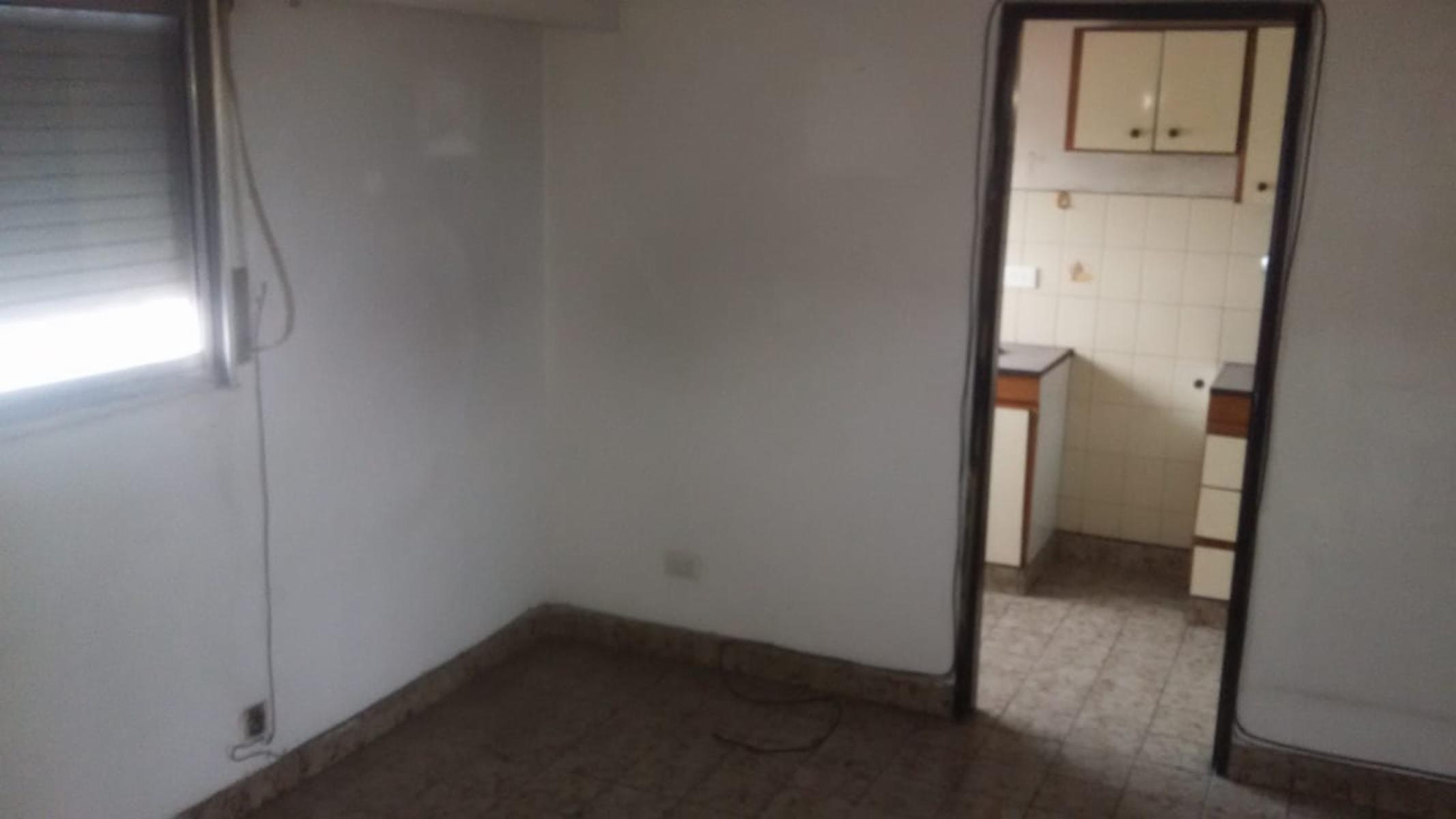 AV. MÁRQUEZ 2500 · San Martín — foto 6
