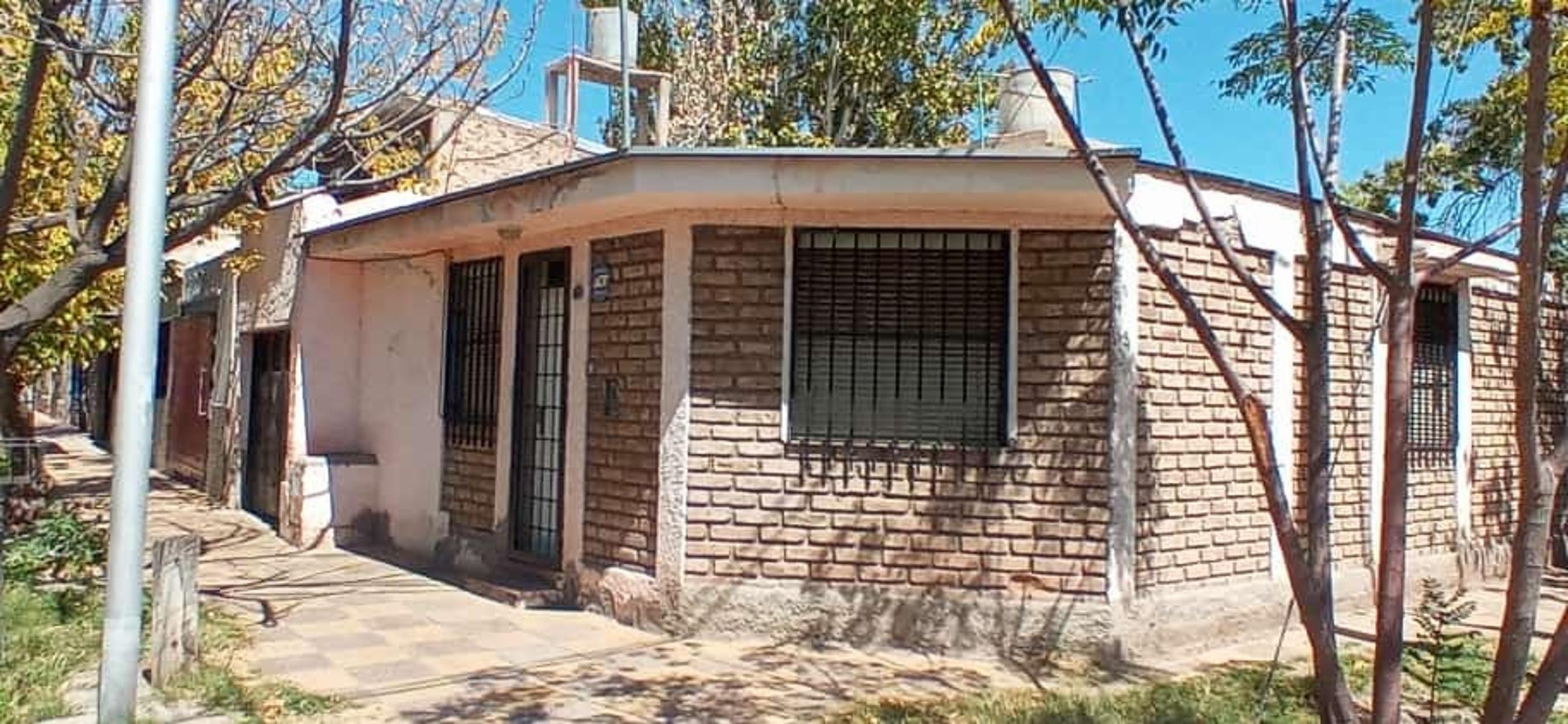 FALUCHO Y BERUTTI · Guaymallén — foto 21
