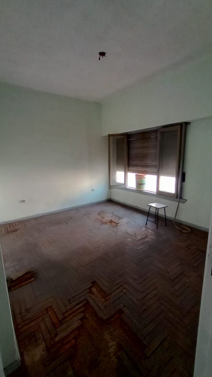 Valentín Gomez 4800 · Tres De Febrero — foto 6