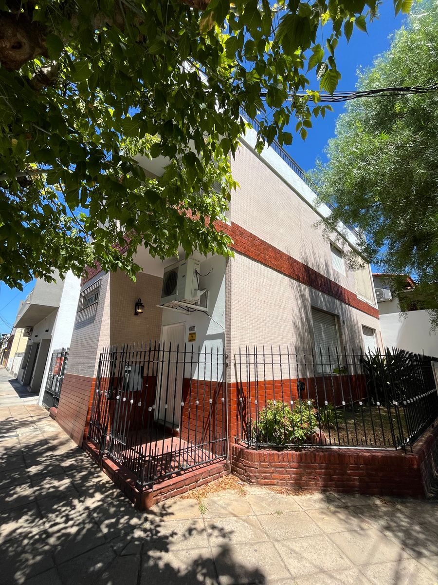 Venta casa 4 ambientes el Palomar