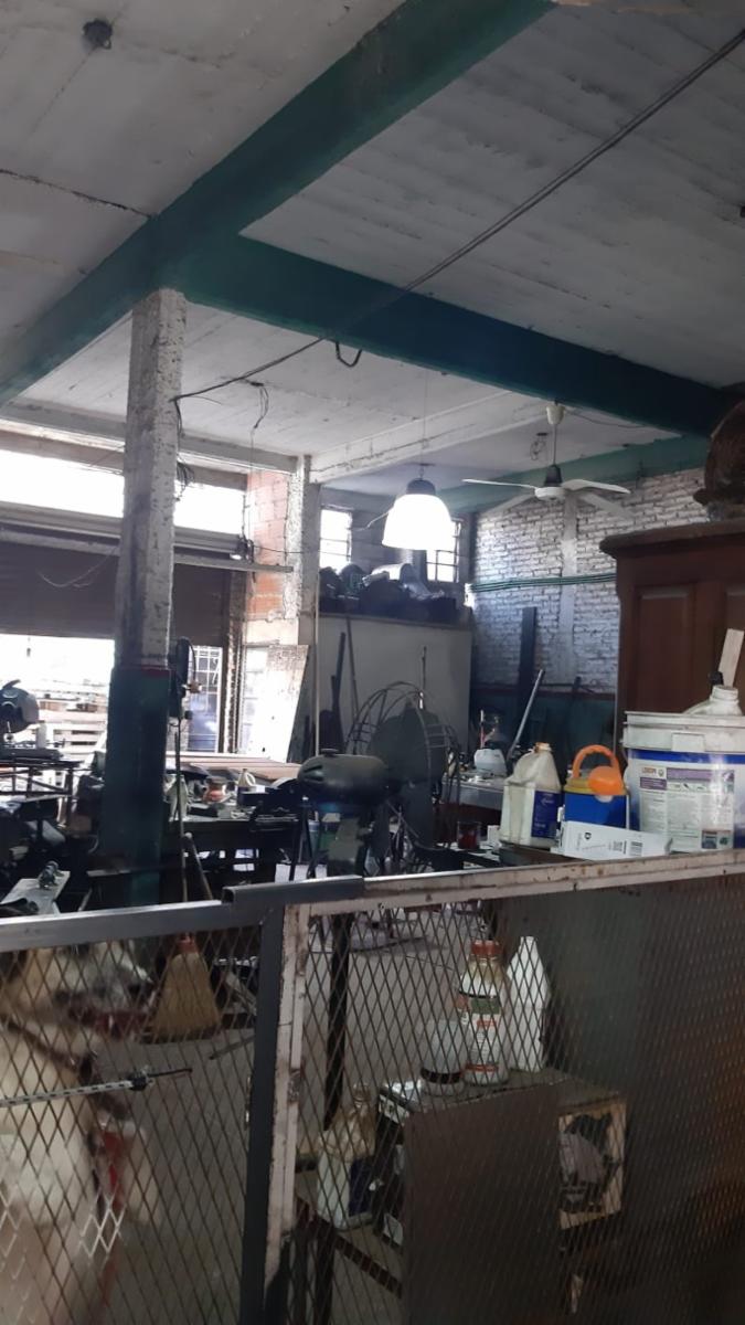 RAMON FALCON 1100 · Morón — foto 3