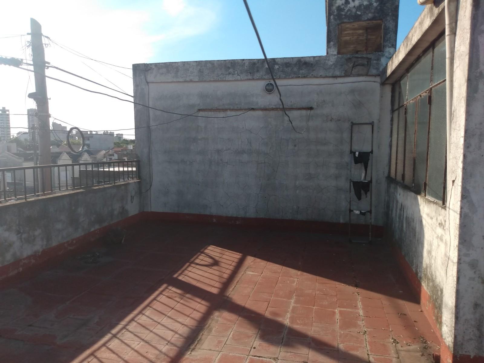 Pringles 912 · Lanús — foto 15