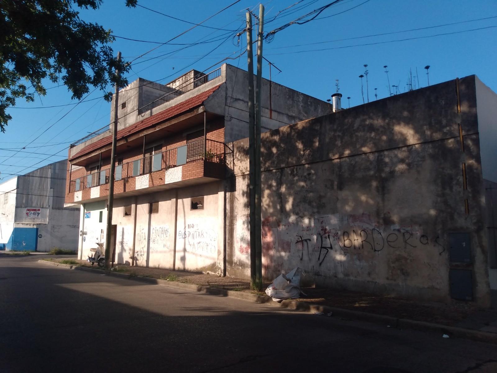 Pringles 912 · Lanús — foto 3