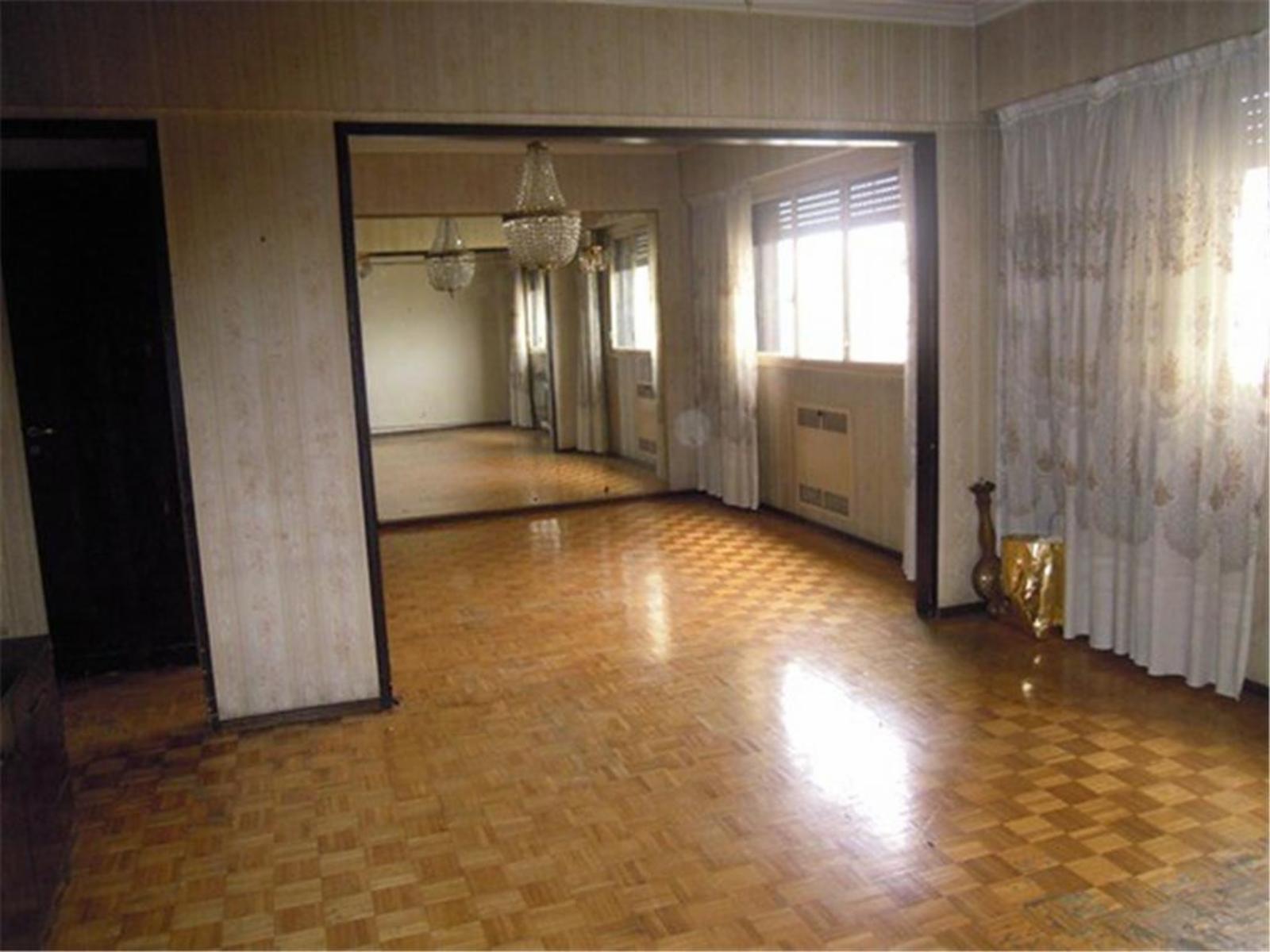 AVENIDA RIVADAVIA 7000 · Flores — foto 5