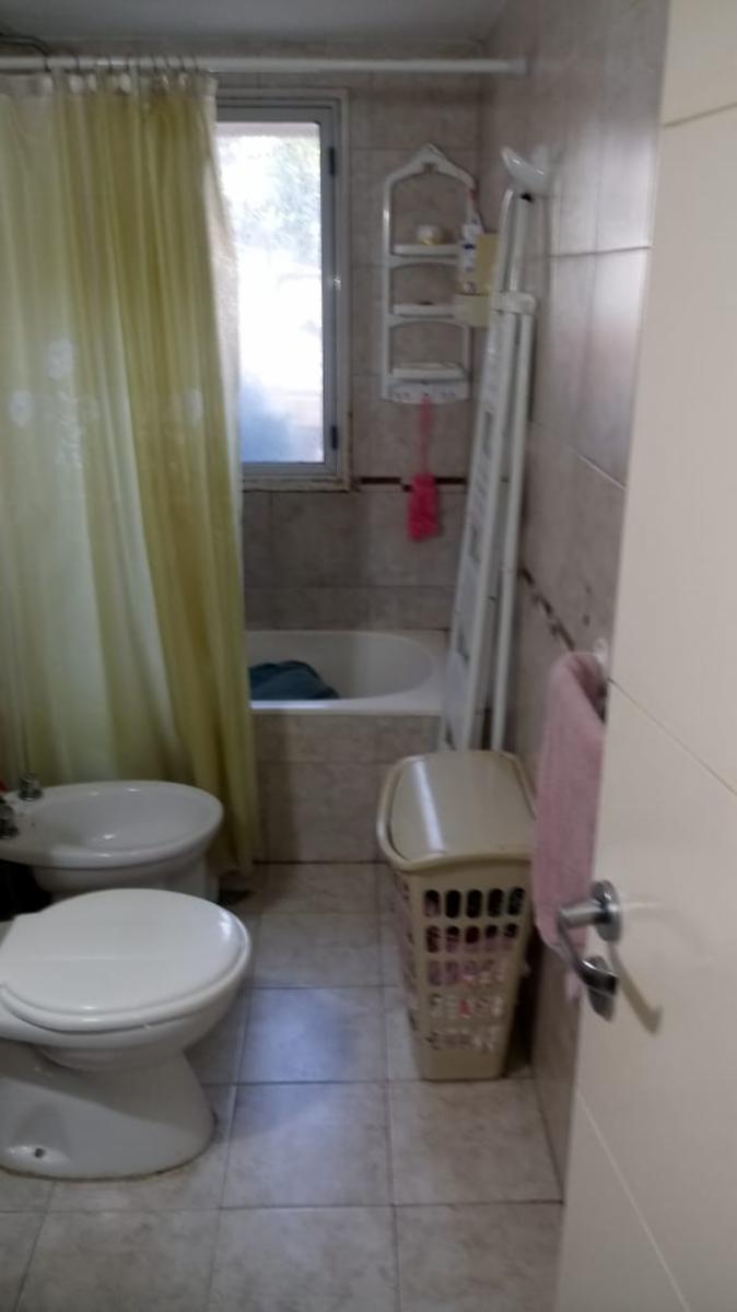 JUAN JOSE CASTELLI 325 · Morón — foto 8