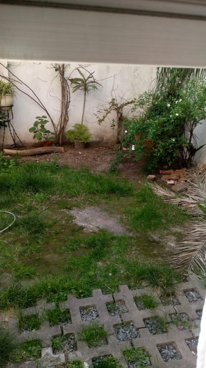 JUAN JOSE CASTELLI 325 · Morón — foto 9