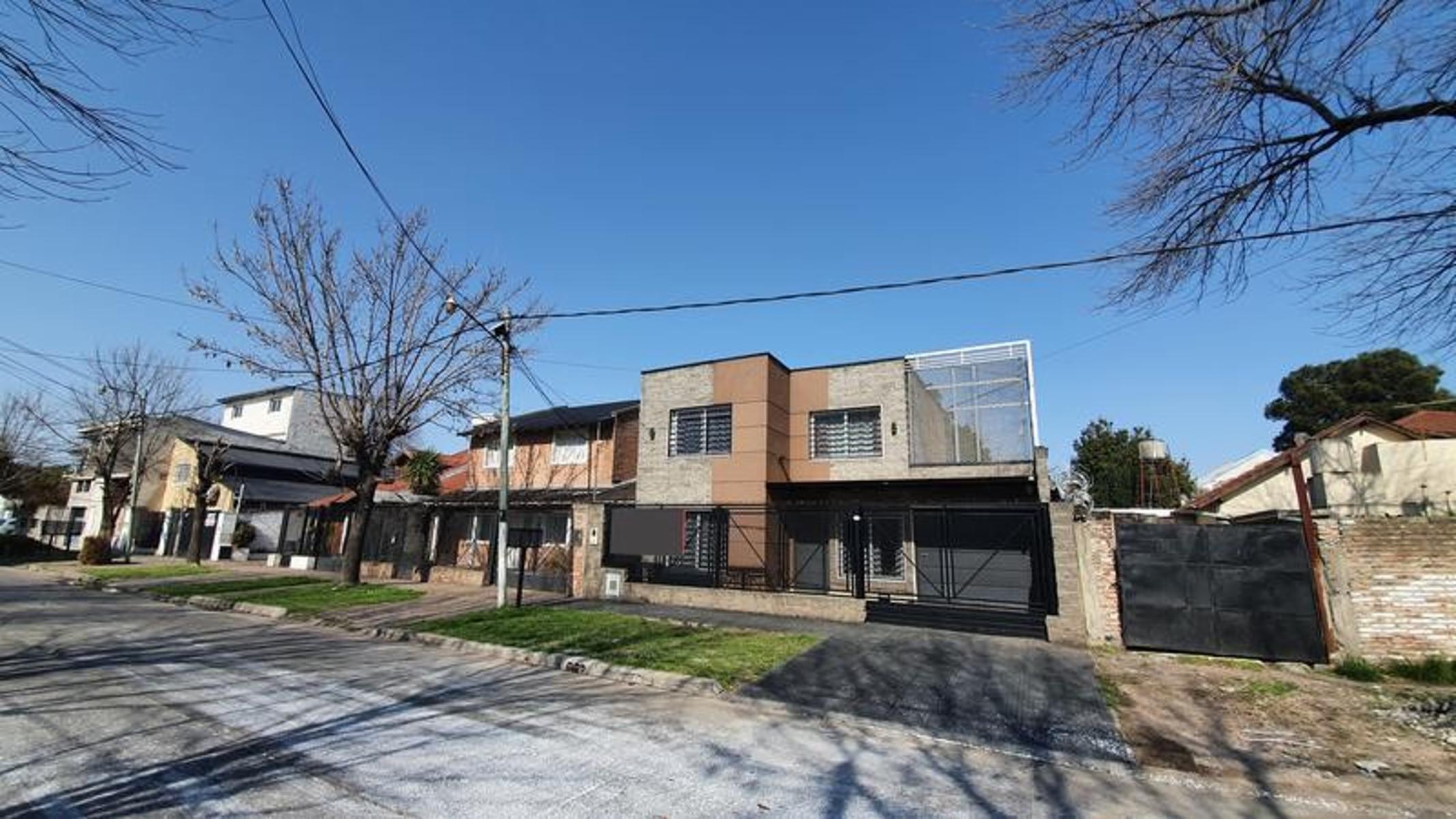 Lacamera 624 · Almirante Brown — foto 3