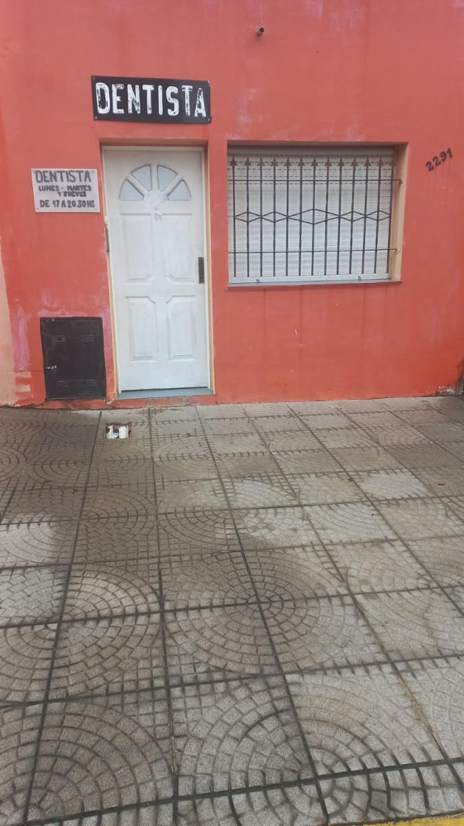 SE ALQUILA CONSULTORIO ODONTOLOGICO EQUIPADO EN SAN JUSTO