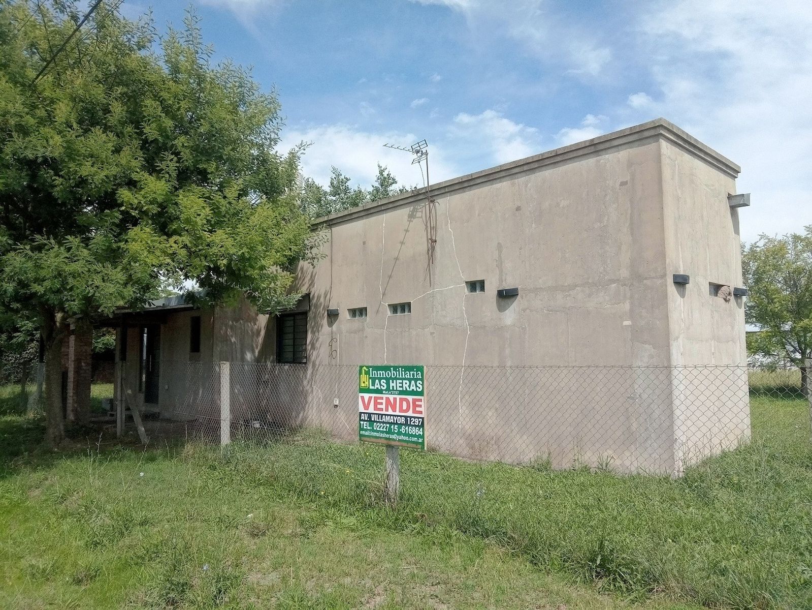 Vivienda con gran potencial de ampliación sobre lote de 809 m² en General Hornos