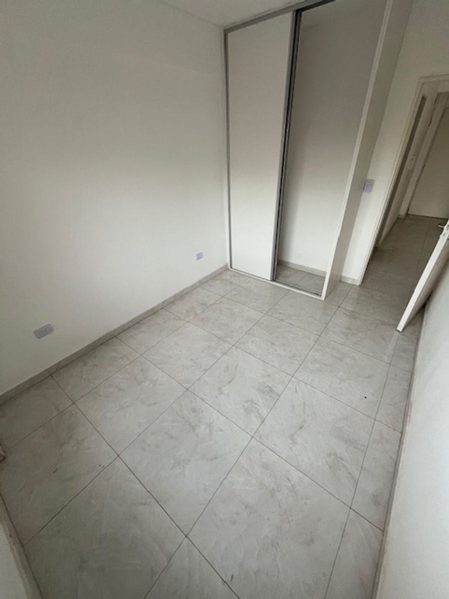GOMEZ ANSA 3371 · Tres De Febrero — foto 4