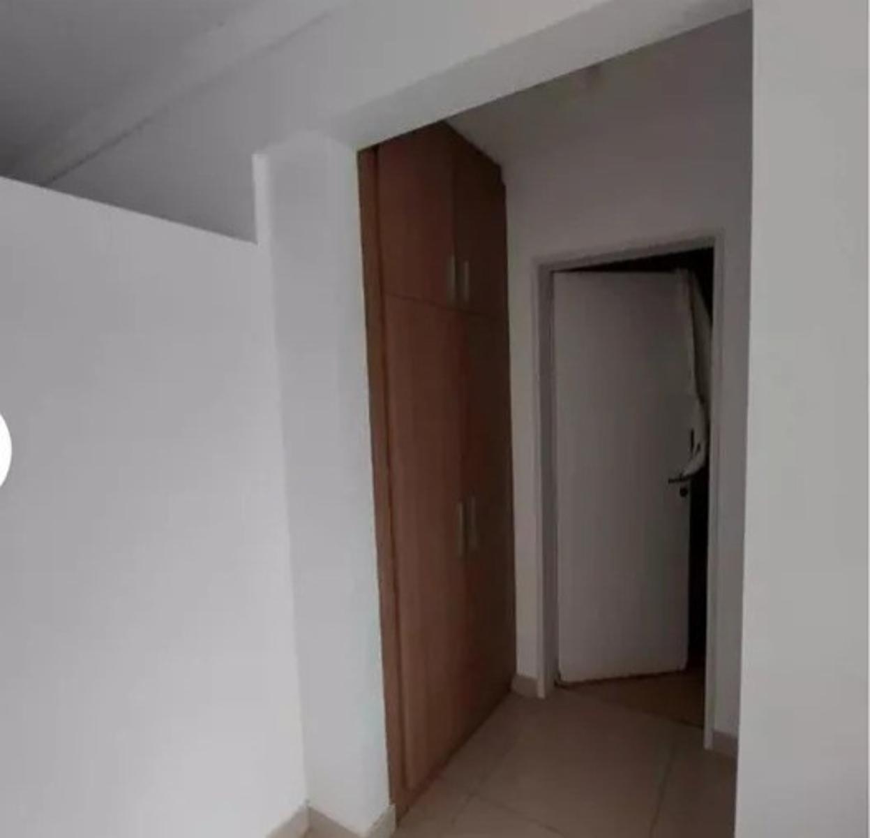 Munilla 1019 · Morón — foto 17