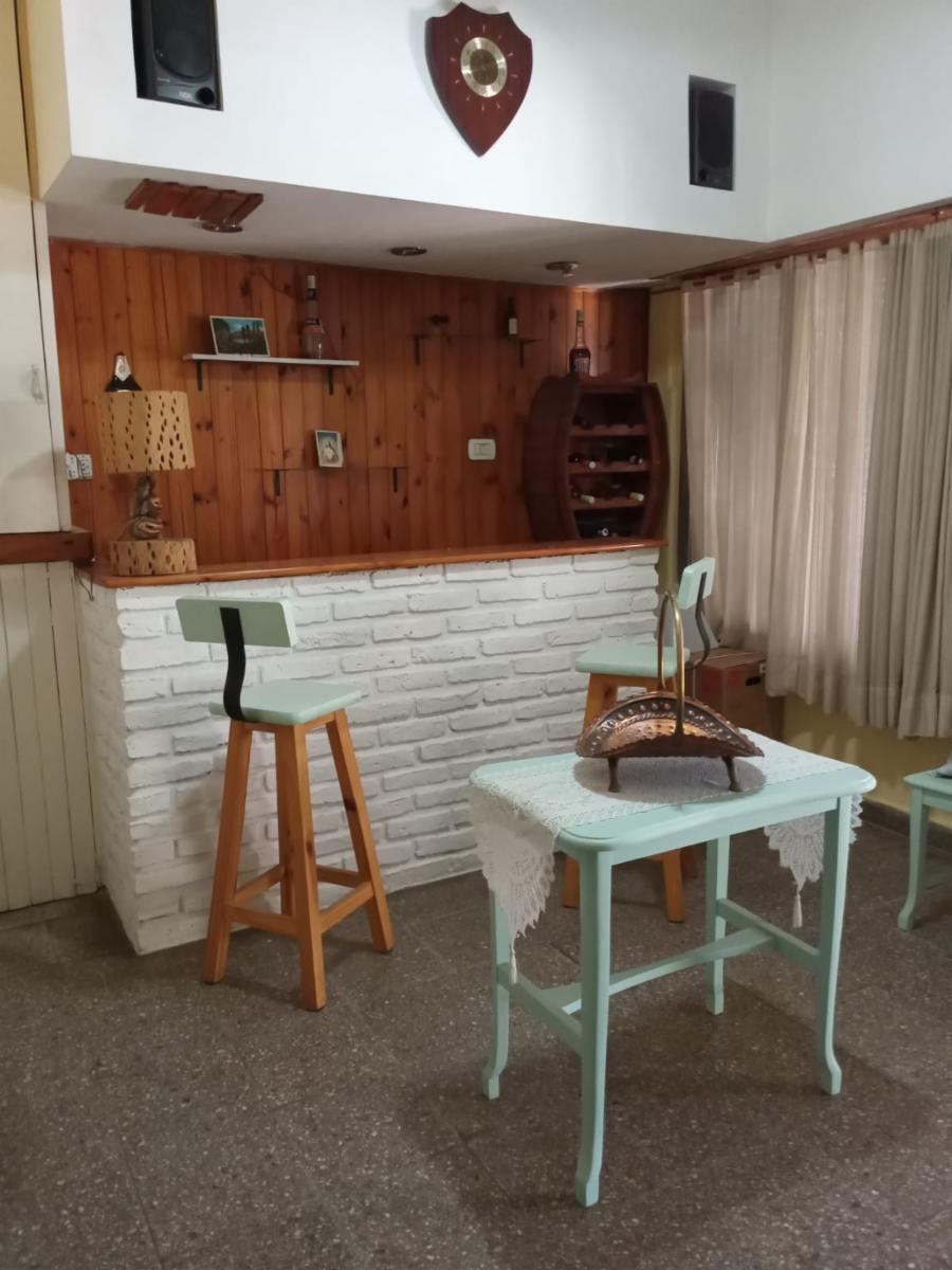Pellegrini 650 · Almirante Brown — foto 13