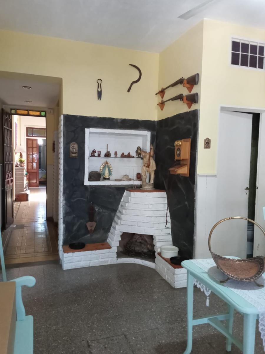 Pellegrini 650 · Almirante Brown — foto 15