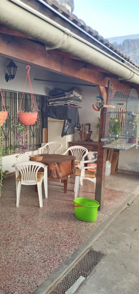 Pellegrini 650 · Almirante Brown — foto 3