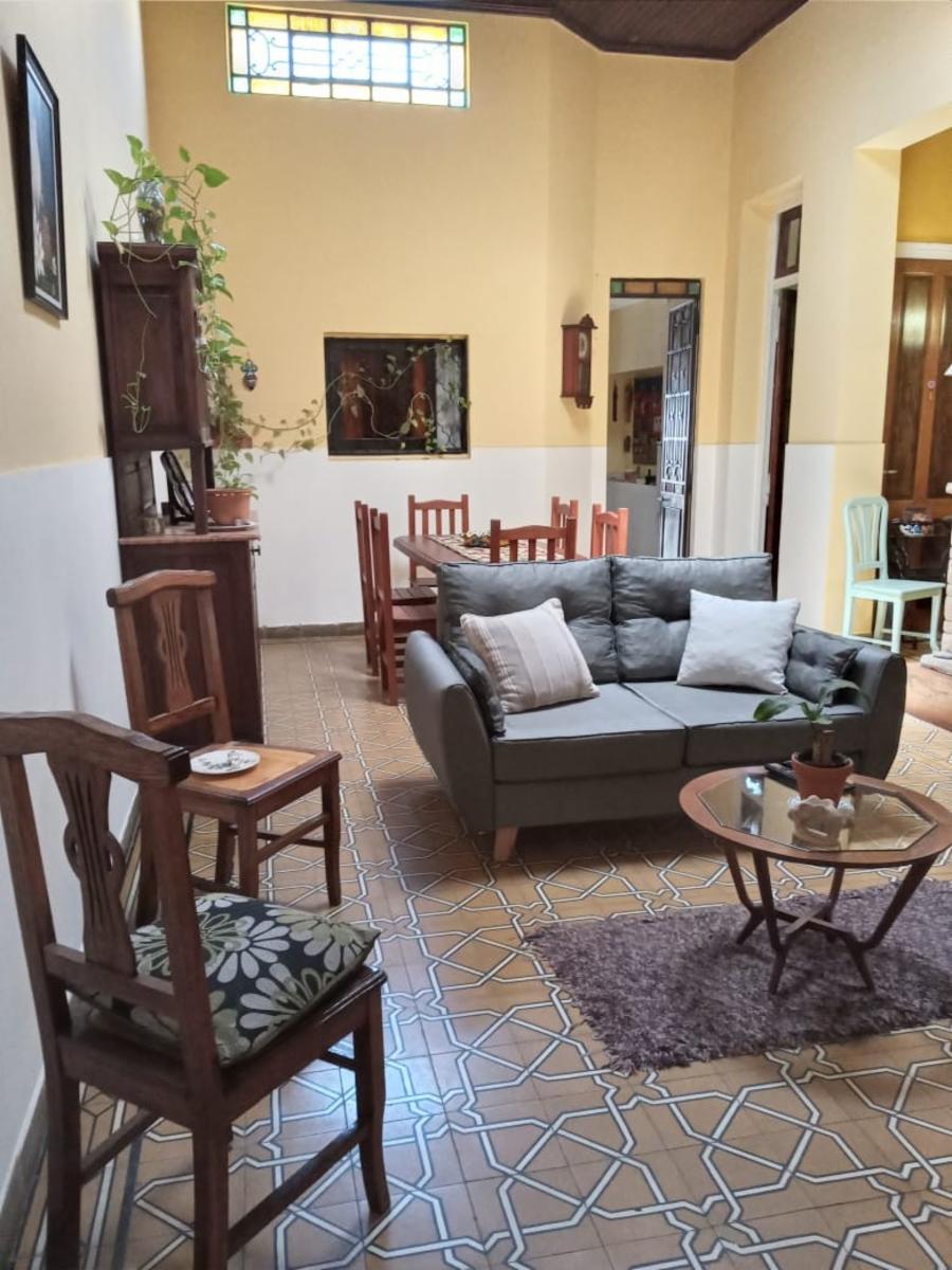 Pellegrini 650 · Almirante Brown — foto 22